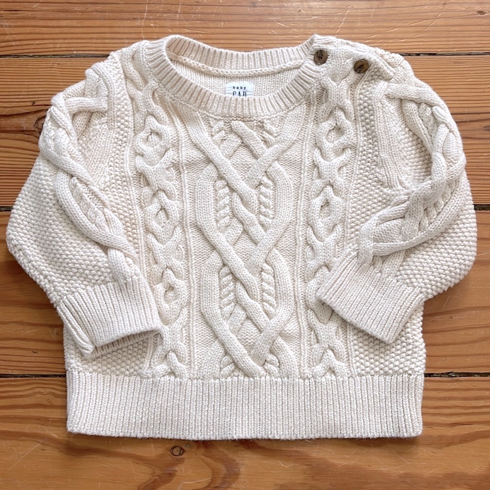 GAP Cream Cable Knit Sweater